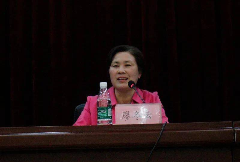 KY开元集团官网|
【廖氏人物】廖冬云 现任怀化职业技术学院党委委员、副院长(图2) KY开元集团官网|
【廖氏人物】廖冬云 现任怀化职业技术学院党委委员、副院长(图2)